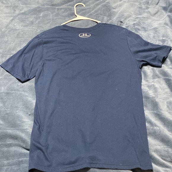 Under Armour tshirt - Picture 2 of 3